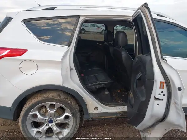 1FMCU0J91GUB06941 2016 FORD ESCAPE - Image 8