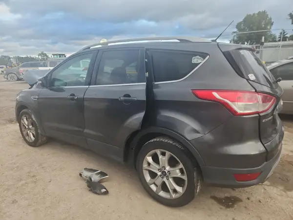 1FMCU0J91GUB26235 2016 FORD ESCAPE - Image 2