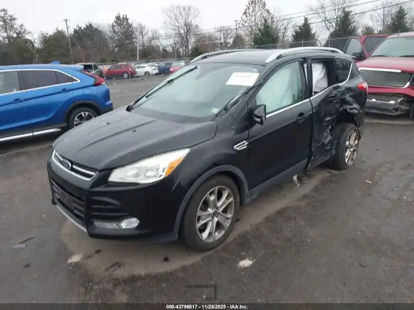 1FMCU0J91GUB86824 2016 FORD ESCAPE - Image 2