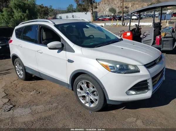 1FMCU0J91GUC00379 2016 FORD ESCAPE - Image 1