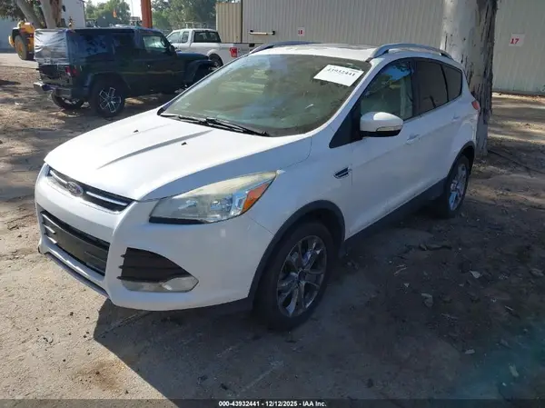 1FMCU0J91GUC42891 2016 FORD ESCAPE - Image 2