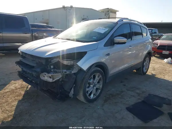 1FMCU0J91GUC57620 2016 FORD ESCAPE - Image 2