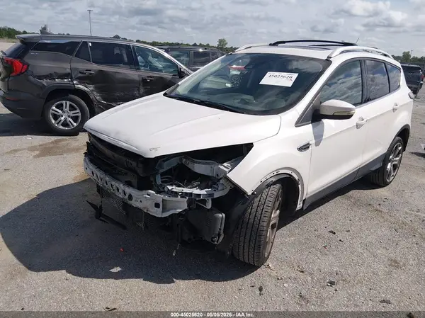 1FMCU0J91HUA08851 2017 FORD ESCAPE - Image 2