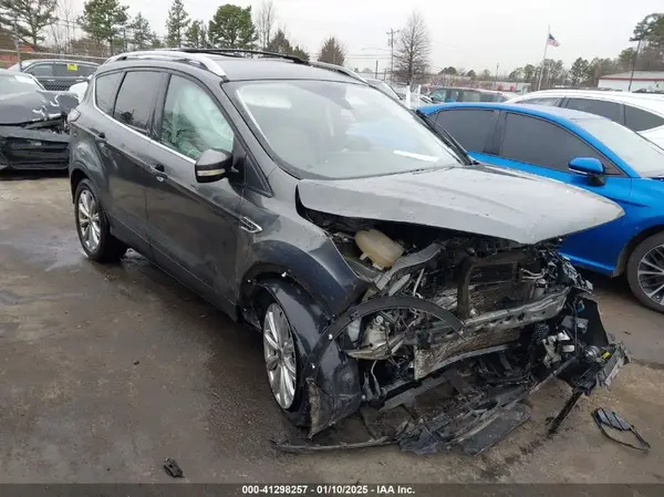 1FMCU0J91HUA25553 2017 FORD ESCAPE - Image 1