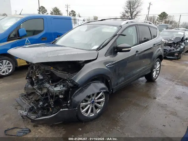 1FMCU0J91HUA25553 2017 FORD ESCAPE - Image 2