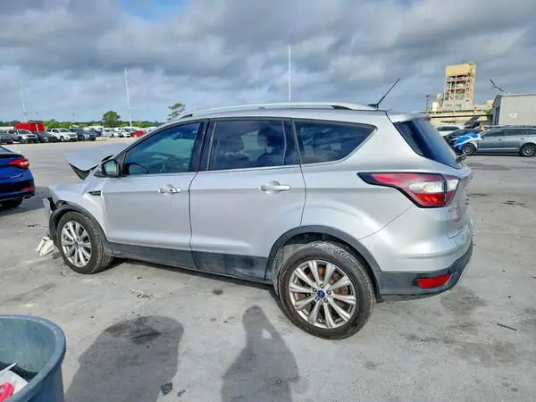 1FMCU0J91HUA57726 2017 FORD ESCAPE - Image 2