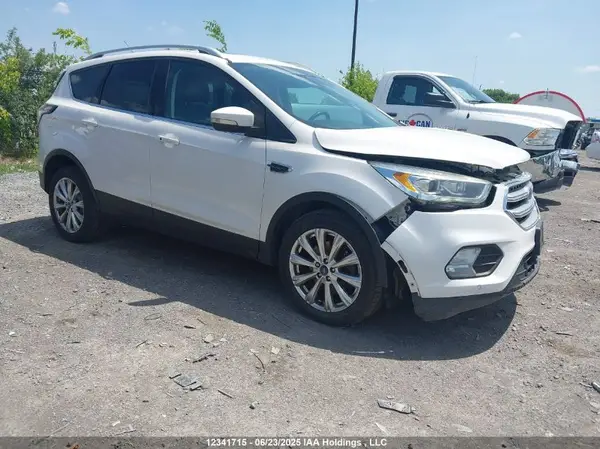 1FMCU0J91HUA72680 2017 FORD ESCAPE - Image 1