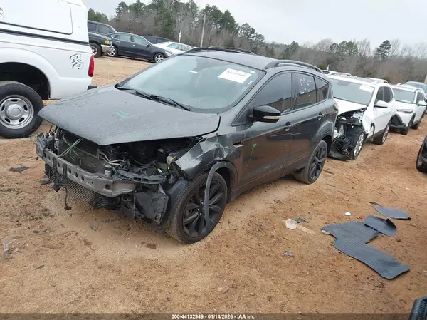 1FMCU0J91HUA75031 2017 FORD ESCAPE - Image 2