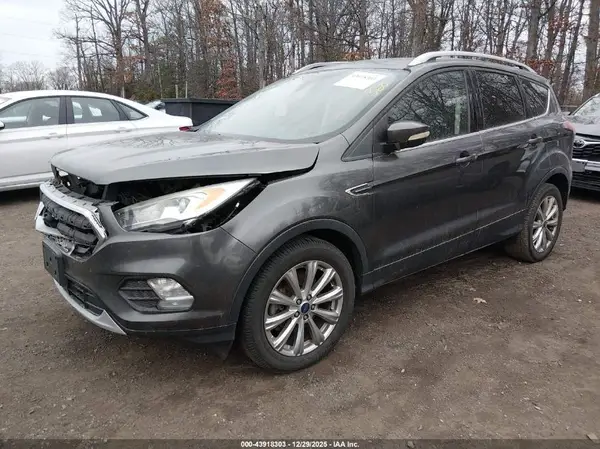 1FMCU0J91HUA76423 2017 FORD ESCAPE - Image 2