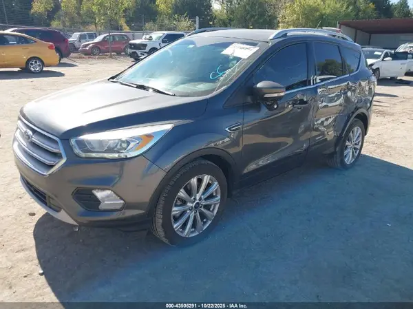 1FMCU0J91HUA93576 2017 FORD ESCAPE - Image 2