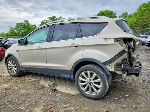 1FMCU0J91HUB07976 2017 FORD ESCAPE - Image 2