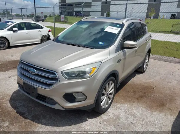 1FMCU0J91HUB66445 2017 FORD ESCAPE - Image 2