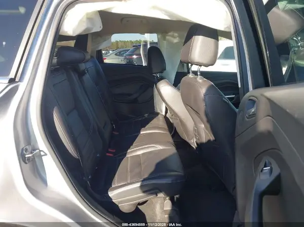 1FMCU0J91HUC39037 2017 FORD ESCAPE - Image 8