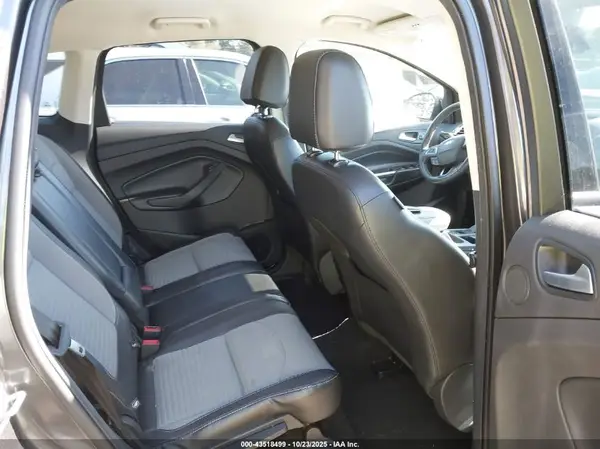 1FMCU0J91HUD34701 2017 FORD ESCAPE - Image 8