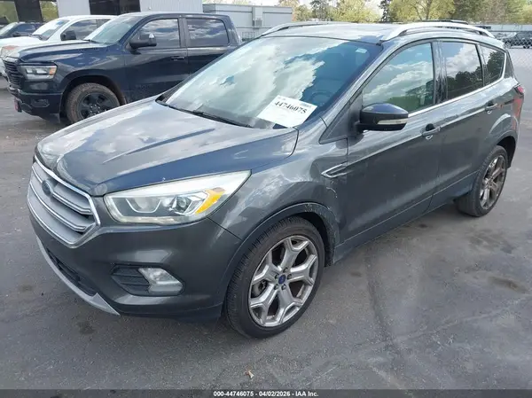 1FMCU0J91HUD81386 2017 FORD ESCAPE - Image 2