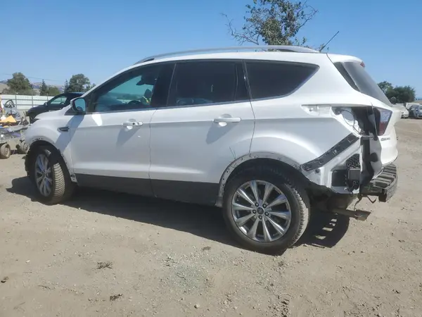 1FMCU0J91HUE09252 2017 FORD ESCAPE - Image 2