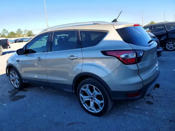 1FMCU0J91JUA02201 2018 FORD ESCAPE - Image 2