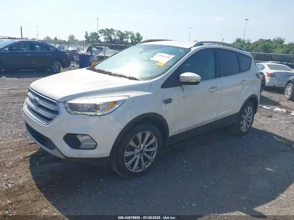 1FMCU0J91JUA16731 2018 FORD ESCAPE - Image 2