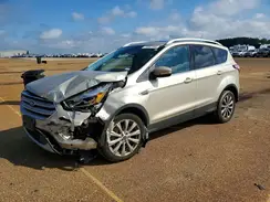 1FMCU0J91JUD41685 2018 FORD ESCAPE