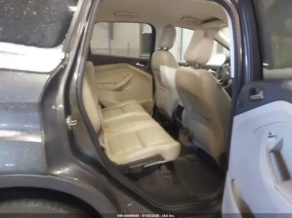 1FMCU0J91JUD47261 2018 FORD ESCAPE - Image 8