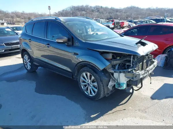 1FMCU0J92HUA26226 2017 FORD ESCAPE - Image 1