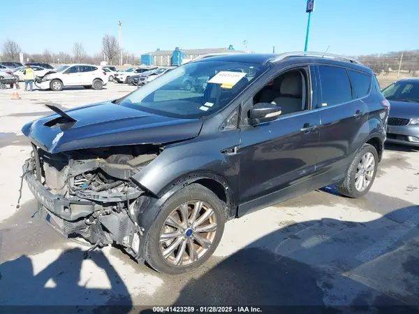 1FMCU0J92HUA26226 2017 FORD ESCAPE - Image 2