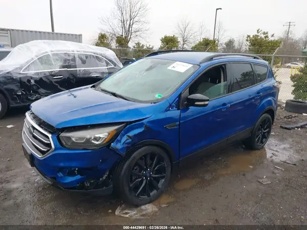 1FMCU0J92HUA36416 2017 FORD ESCAPE - Image 2