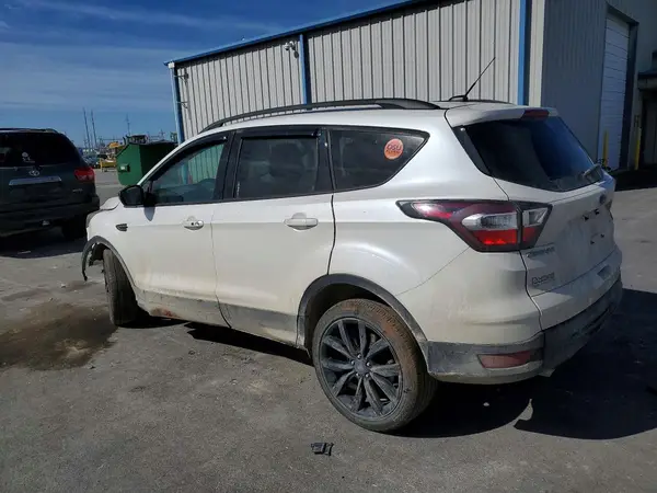 1FMCU0J92HUB21417 2017 FORD ESCAPE - Image 2