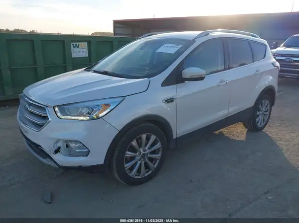 1FMCU0J92HUC04815 2017 FORD ESCAPE - Image 2