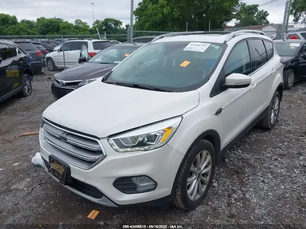 1FMCU0J92HUC20321 2017 FORD ESCAPE - Image 2