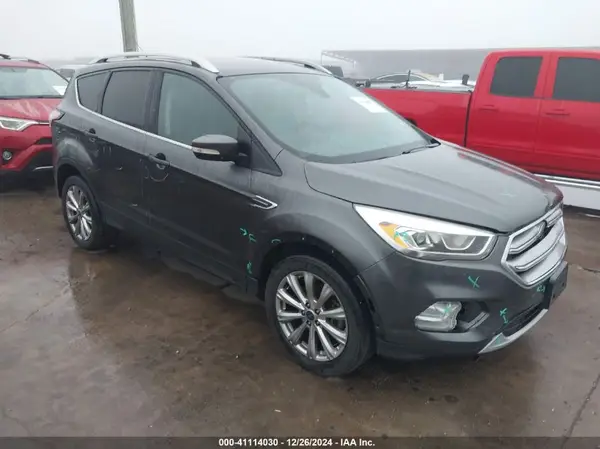 1FMCU0J92HUD67836 2017 FORD ESCAPE - Image 1