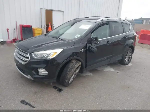 1FMCU0J92HUD95667 2017 FORD ESCAPE - Image 2