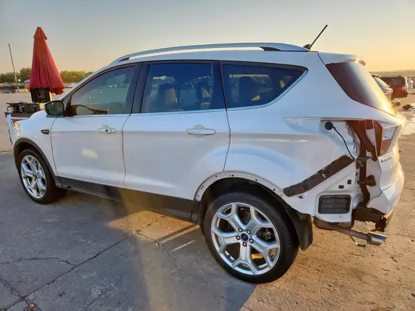 1FMCU0J92JUA63427 2018 FORD ESCAPE - Image 2
