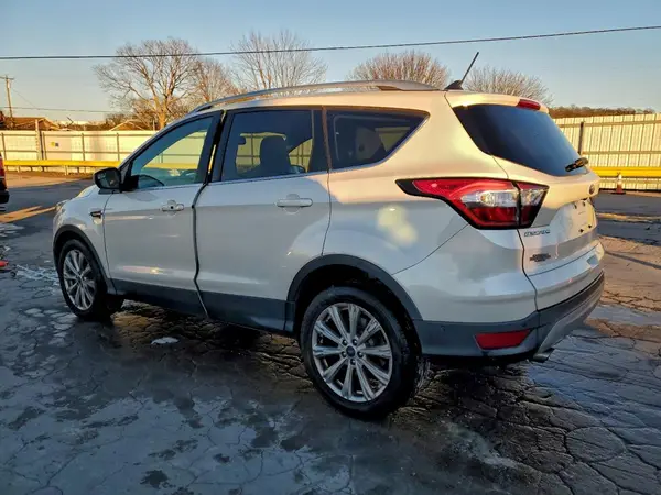 1FMCU0J92JUB16742 2018 FORD ESCAPE - Image 2