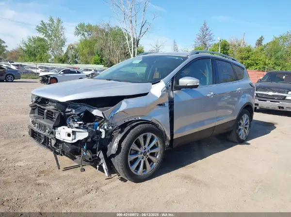 1FMCU0J92JUC69282 2018 FORD ESCAPE - Image 2