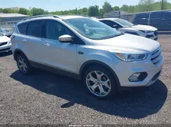 1FMCU0J92JUD46877 2018 FORD ESCAPE