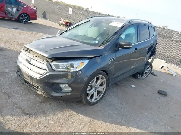 1FMCU0J92KUA62442 2019 FORD ESCAPE - Image 2