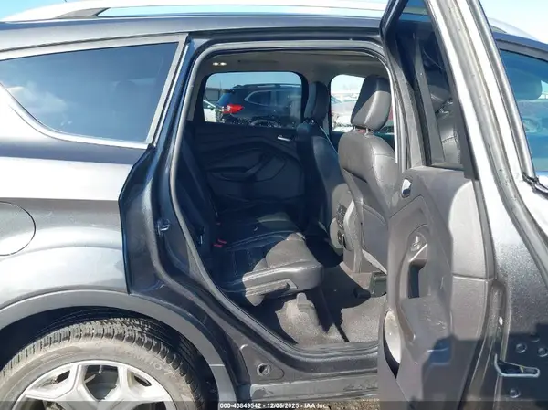 1FMCU0J92KUC34632 2019 FORD ESCAPE - Image 8