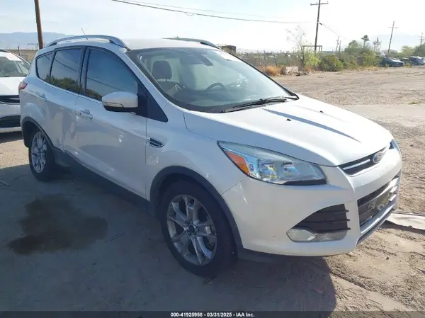 1FMCU0J93GUA11944 2016 FORD ESCAPE - Image 1