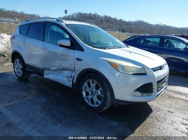 1FMCU0J93GUA14892 2016 FORD ESCAPE - Image 1