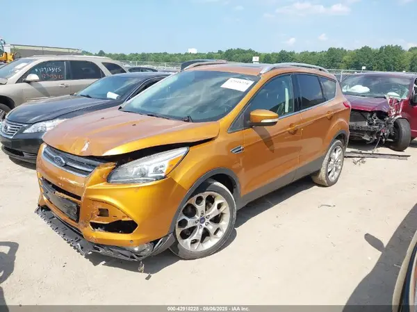 1FMCU0J93GUC14591 2016 FORD ESCAPE - Image 2