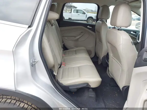 1FMCU0J93HUA63009 2017 FORD ESCAPE - Image 8