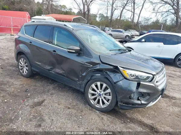 1FMCU0J93HUA91067 2017 FORD ESCAPE - Image 1