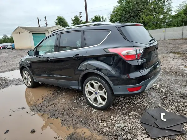 1FMCU0J93HUB37173 2017 FORD ESCAPE - Image 2