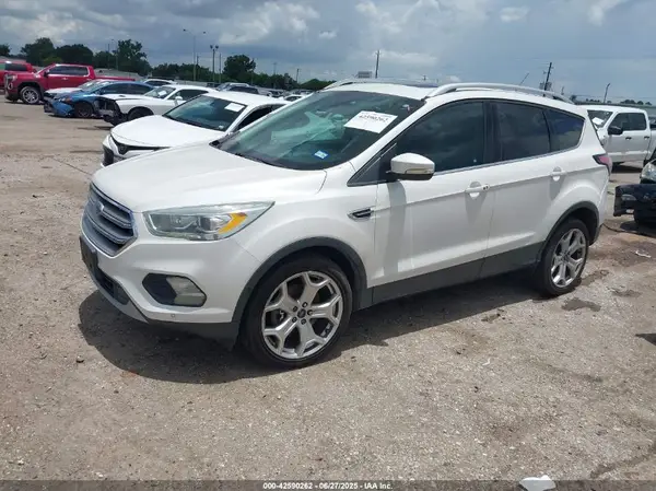 1FMCU0J93HUB62512 2017 FORD ESCAPE - Image 2