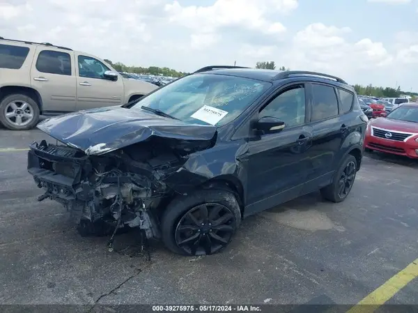 1FMCU0J93HUB74028 2017 FORD ESCAPE - Image 2