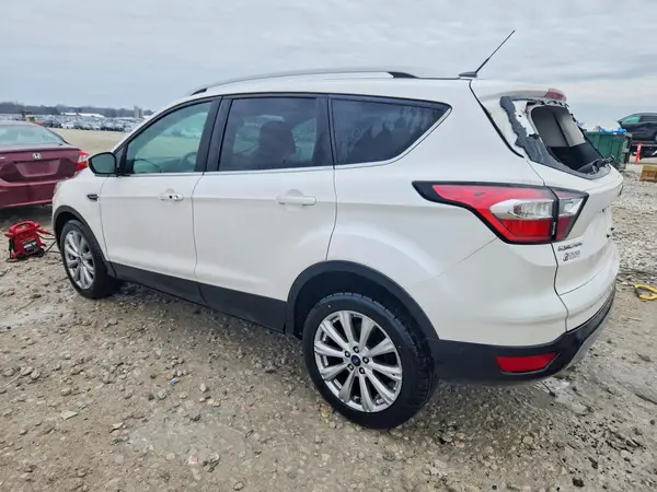 1FMCU0J93HUB78421 2017 FORD ESCAPE - Image 2