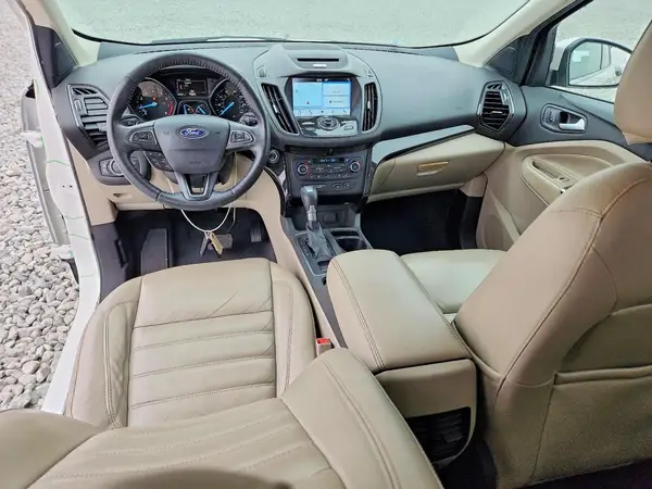 1FMCU0J93HUC44174 2017 FORD ESCAPE - Image 8