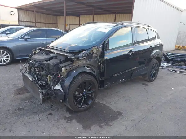 1FMCU0J93HUD54108 2017 FORD ESCAPE - Image 2