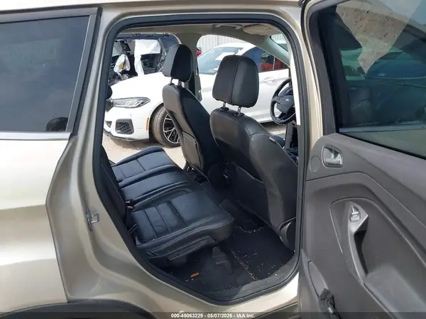 1FMCU0J93HUE94143 2017 FORD ESCAPE - Image 8